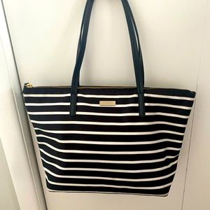 Kate spade authentic tote euc